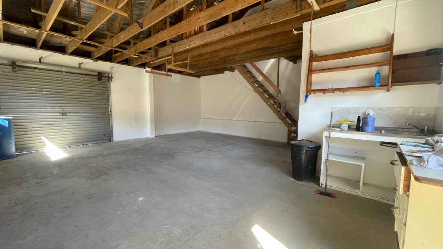 2 Bedroom Property for Sale in Cambridge Eastern Cape